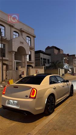 كرايسلر 300